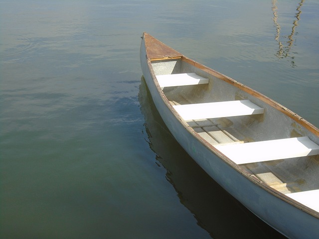 prázdná loďka